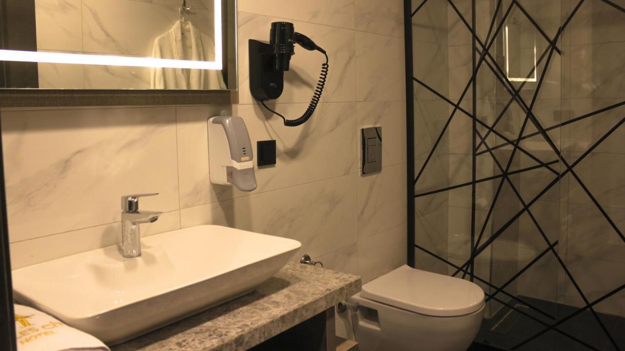 Talles City Hotel Izmir Exterior photo